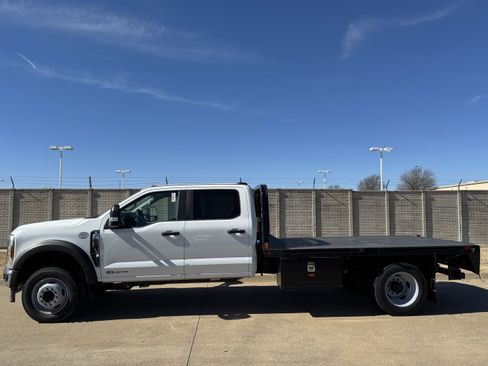 New 2026 Ford F550 2WD Crew Cab image 4