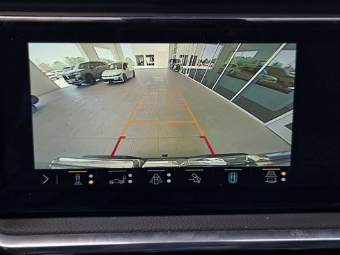 Used 2023 GMC Sierra 1500 Denali AWD/4WD image 17