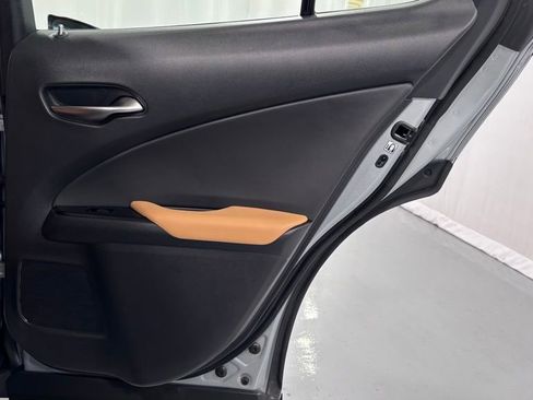 Used 2023 Lexus UX 250h AWD w/ Accessory Package (Z2) image 27