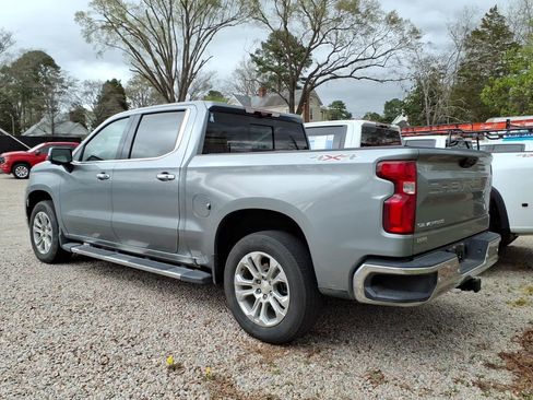Used 2023 Chevrolet Silverado 1500 LTZ w/ LTZ Premium Package image 5