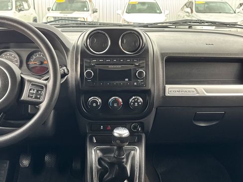 Used 2014 Jeep Compass Sport w/ Power Value Group AWD/4WD image 18