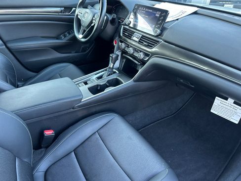 Used 2022 Honda Accord Sport image 14