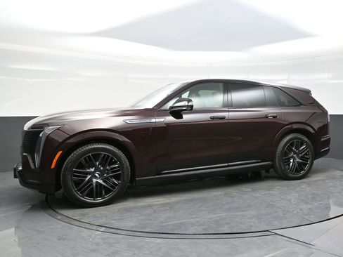 New 2025 Cadillac Escalade IQ Sport 2 w/ LPO, ONYX Package image 3