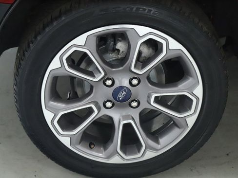 Used 2020 Ford EcoSport Titanium AWD/4WD image 12