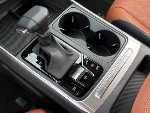 New 2026 Kia Carnival EX image 10