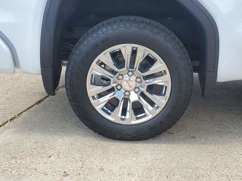 New 2026 GMC Sierra 1500 Denali w/ Technology Package image 7