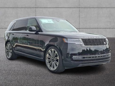 New 2026 Land Rover Range Rover Long Wheelbase SE AWD/4WD image 2