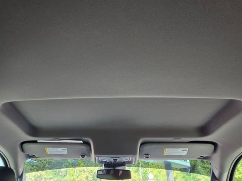 Used 2024 GMC Sierra 1500 SLT w/ SLT Premium Plus Package image 45