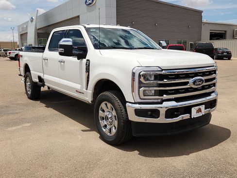 New 2026 Ford F350 King Ranch w/ Chrome Package AWD/4WD image 6