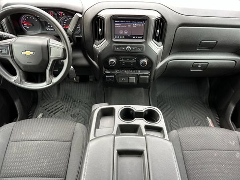 Used 2020 Chevrolet Silverado 1500 Custom w/ Custom 2.7L Value Package image 12