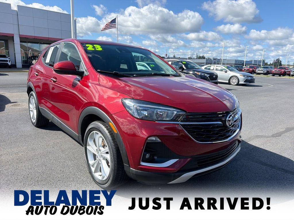 Used 2023 Buick Encore GX Preferred w/ Cold Weather Comfort Package FWD image 1