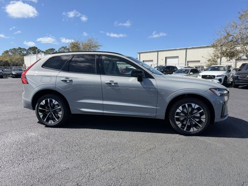 New 2026 Volvo XC60 B5 Plus w/ Climate Package AWD/4WD image 2
