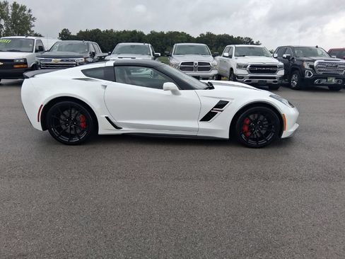 Used 2019 Chevrolet Corvette Grand Sport RWD image 6