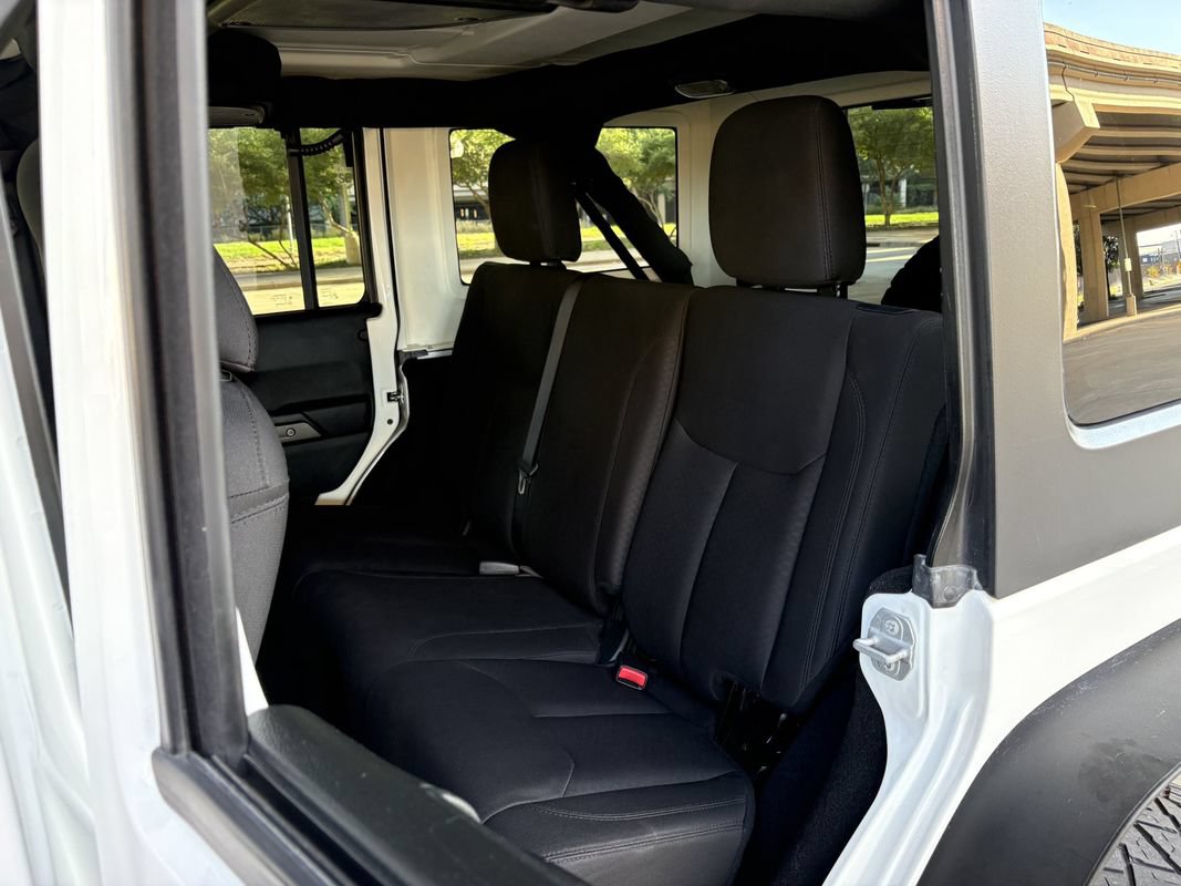 Used 2018 Jeep Wrangler Unlimited Sport S AWD/4WD image 20
