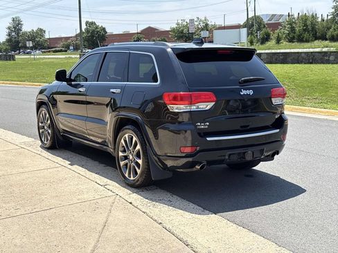 Used 2017 Jeep Grand Cherokee Overland AWD/4WD image 23