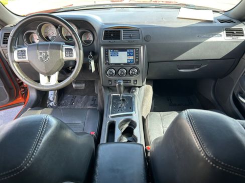 Used 2011 Dodge Challenger R/T RWD image 22