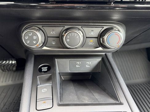 New 2026 Nissan Kicks S image 23