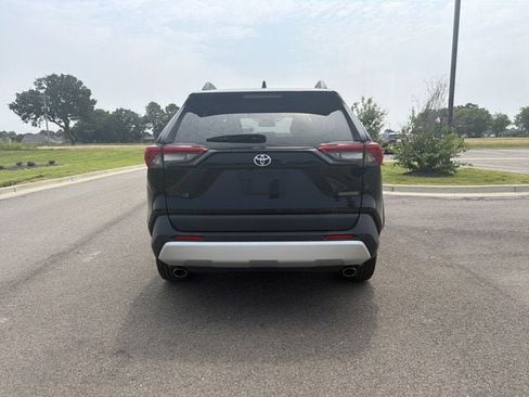 Used 2024 Toyota RAV4 Adventure AWD/4WD image 4