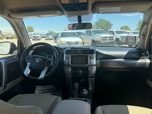 Used 2019 Toyota 4Runner SR5 AWD/4WD image 23