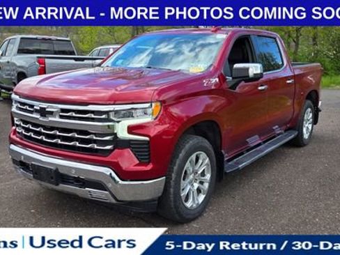 Certified 2023 Chevrolet Silverado 1500 LTZ w/ LTZ Premium Package AWD/4WD image 3
