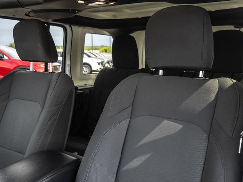 Used 2023 Jeep Wrangler Unlimited Sport AWD/4WD image 13