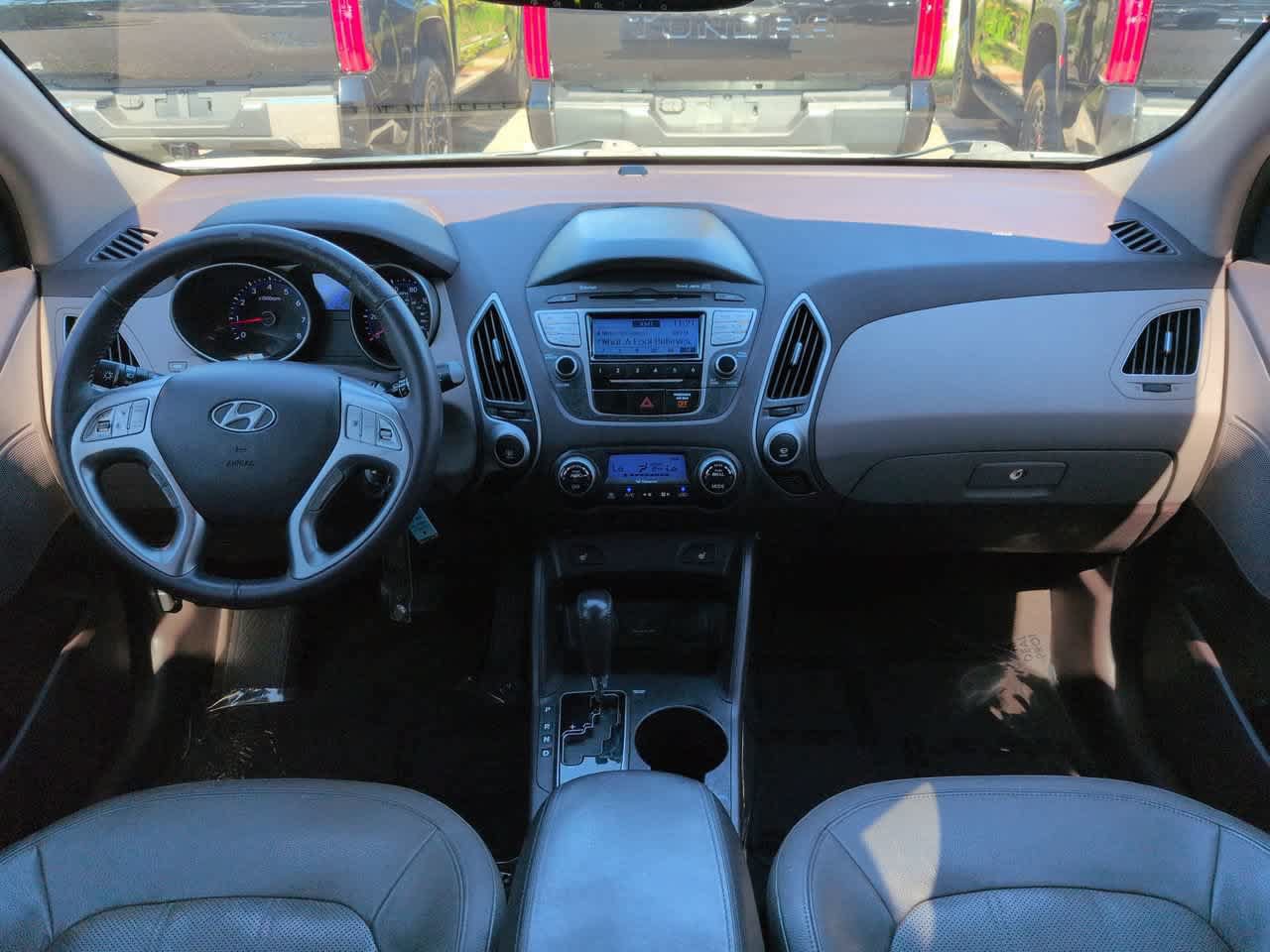 Used 2011 Hyundai Tucson Limited FWD image 14