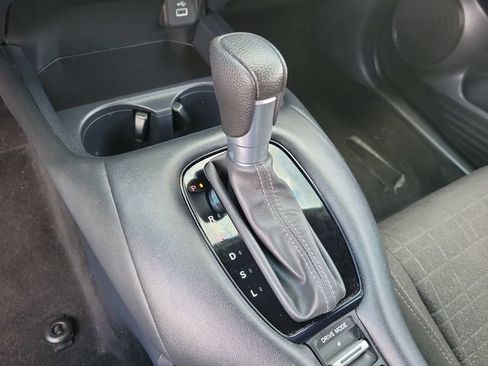 Used 2023 Honda HR-V LX image 29