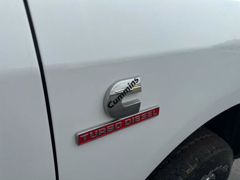 Used 2024 RAM 2500 Big Horn w/ Off Road Package AWD/4WD image 26