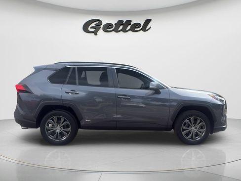 Used 2024 Toyota RAV4 XLE Premium AWD/4WD image 4