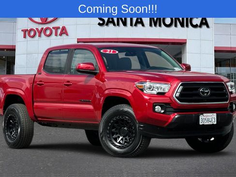 Used 2021 Toyota Tacoma SR5 w/ Blackout Package (TMS) RWD image 2
