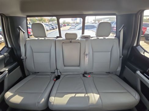 Used 2016 Ford F150 Lariat image 21