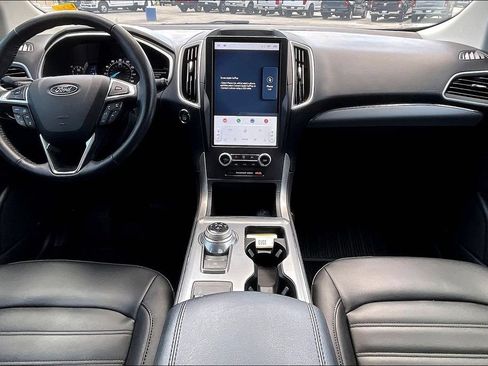 Used 2021 Ford Edge SEL w/ Convenience Package FWD image 5