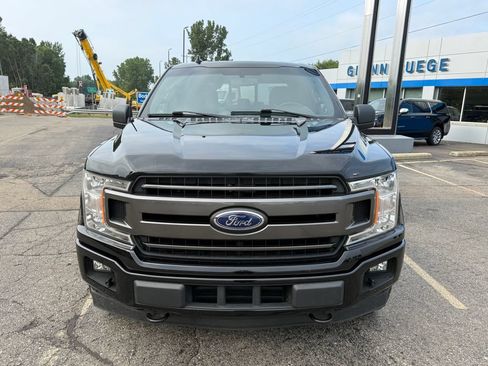 Used 2018 Ford F150 XLT w/ Equipment Group 302A Luxury AWD/4WD image 11