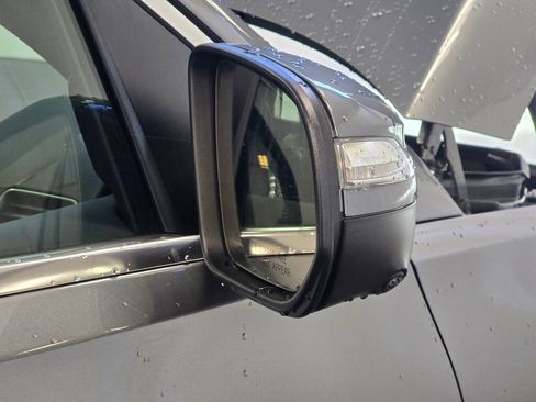 Used 2025 Mercedes-Benz GLE 350 4MATIC image 28