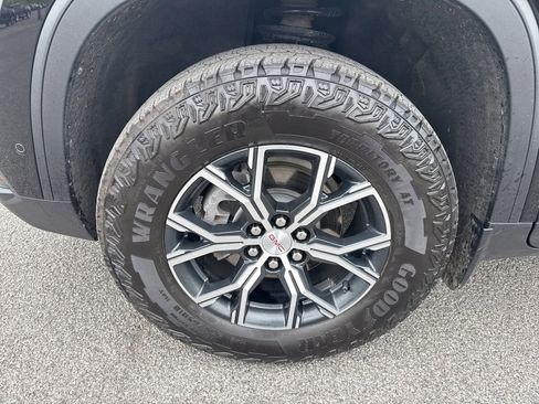 Used 2024 GMC Acadia AT4 w/ Super Cruise Package AWD/4WD image 8
