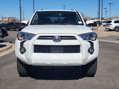 Used 2023 Toyota 4Runner SR5 Premium w/ Moonroof Package AWD/4WD image 8