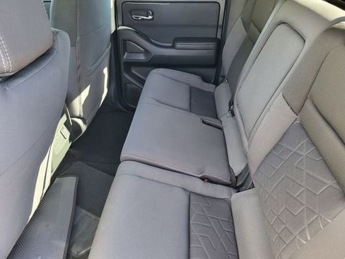 Certified 2025 Nissan Frontier SV w/ SV Convenience Package RWD image 21