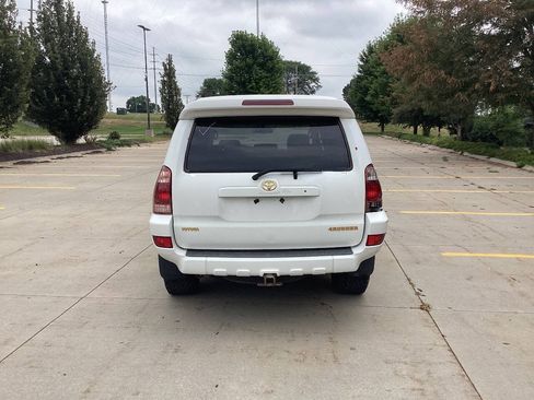 Used 2005 Toyota 4Runner SR5 RWD image 4