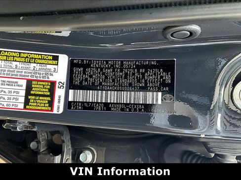 Used 2025 Toyota Camry SE image 18