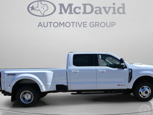 Used 2026 Ford F350 Lariat w/ Lariat Premium Package AWD/4WD image 6