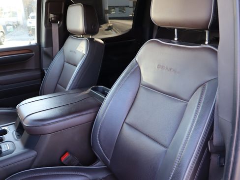 Used 2023 GMC Sierra 1500 Denali AWD/4WD image 23