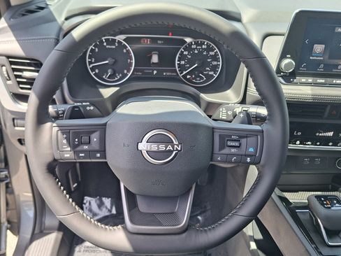 New 2026 Nissan Rogue SV FWD image 7