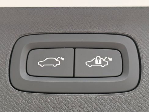 New 2026 Volvo XC90 B6 Ultra AWD/4WD image 14