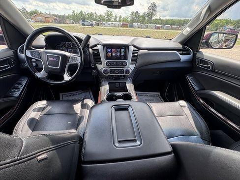 Used 2020 GMC Yukon XL SLT w/ Open Road Package AWD/4WD image 20