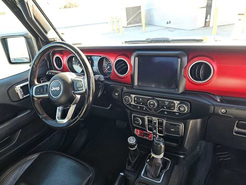 Used 2022 Jeep Gladiator Rubicon w/ LED Lighting Group AWD/4WD image 11