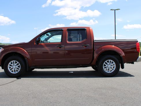 Used 2016 Nissan Frontier SV AWD/4WD image 13