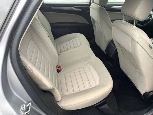 Used 2020 Ford Fusion S image 31