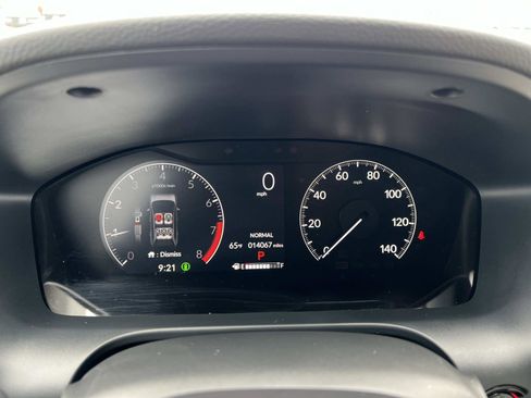 Used 2024 Honda HR-V EX-L image 11