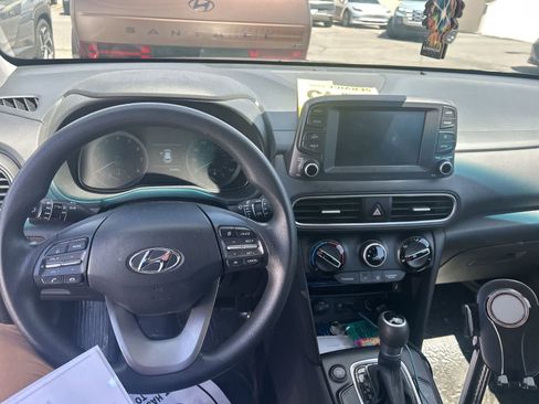 Used 2019 Hyundai Kona SE FWD image 6