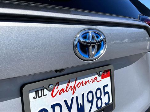 Used 2022 Toyota RAV4 XSE AWD/4WD image 29